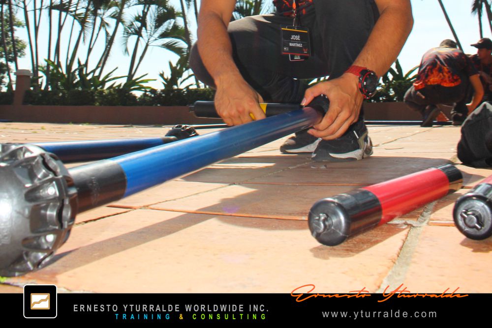 El Salvador Team Building | Empatía y soporte transversal | reto de cuerdas para fortalecer vínculos de equipo